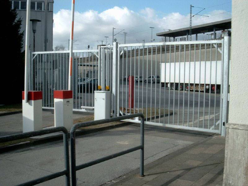 traveler digital camera